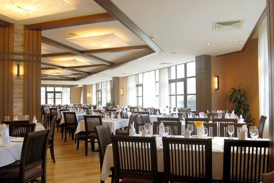 RESTORAN