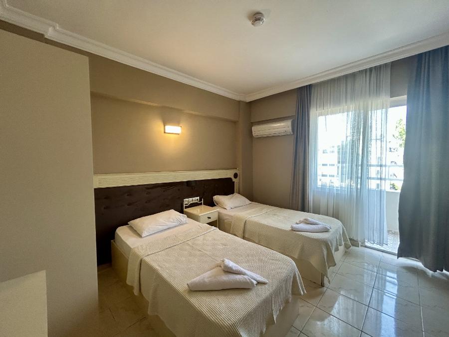 BASEL ROOM3