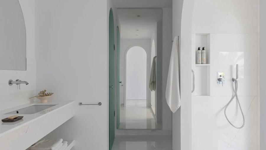 Suite pogled more